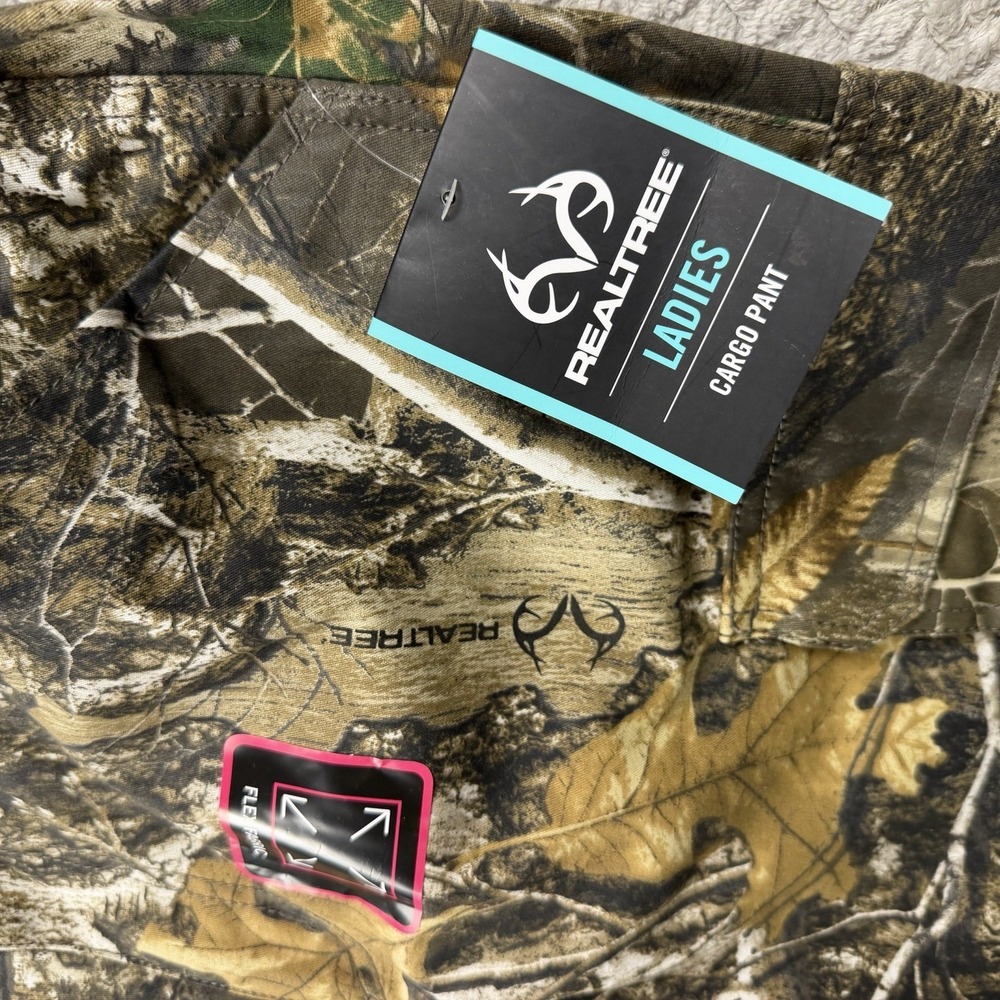 RealTree Camouflage Pants Women's Size L (12-14) Hunting  Cargo Pockets  Ladies - Picture 13 of 15